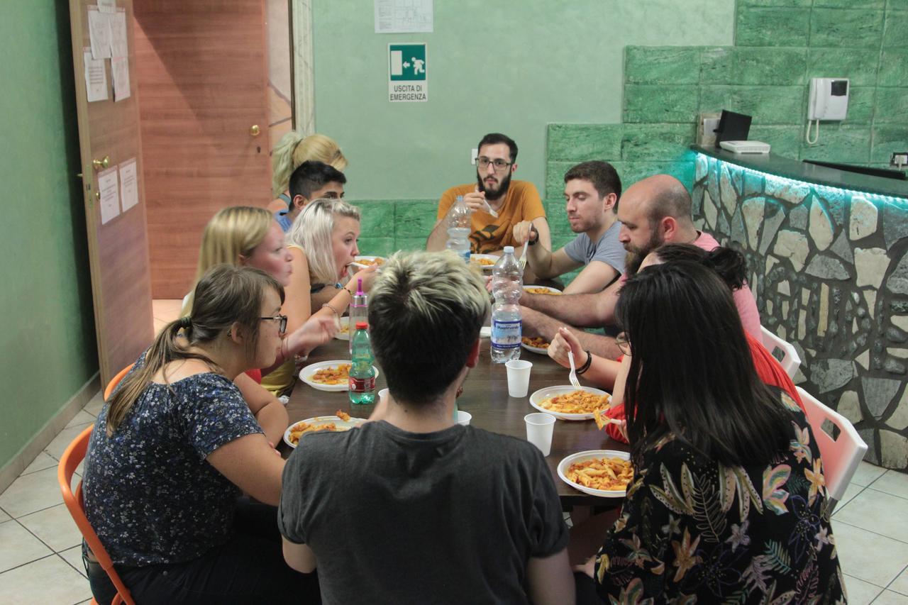 Youth Meeting Home Firenze Esterno foto